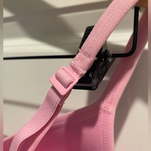 NWT Lot of 2 Hanes/Maidenform Comfort Bras, Sz. 2XL, Purple/Pink!! - Picture 12 of 13